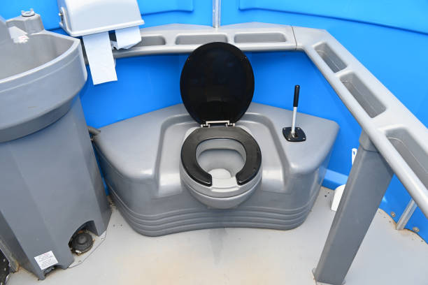Best Sanitation services for porta potties  in East Liverpool, OH